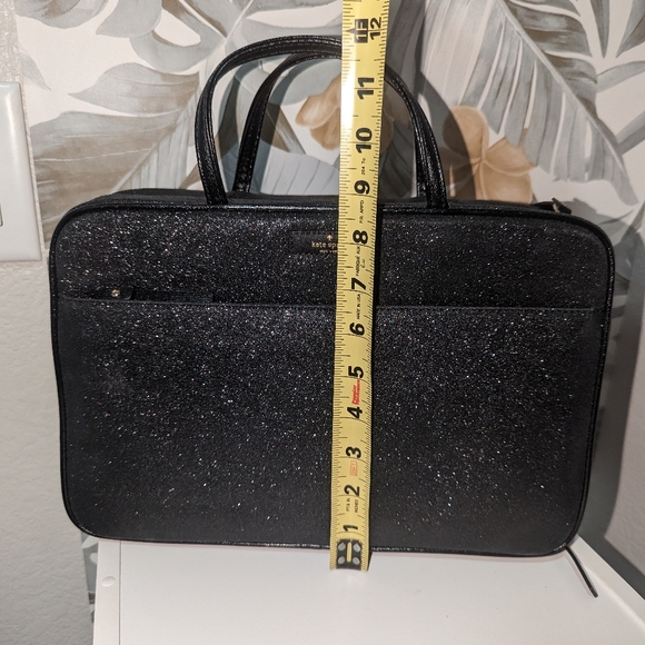 Kate Spade travel bag - Picture 2 of 7